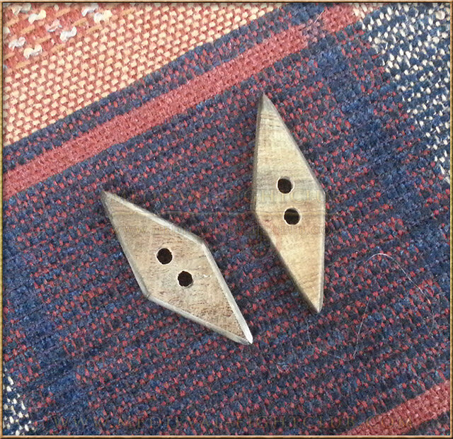 Flat Horn Toggle - lozenge