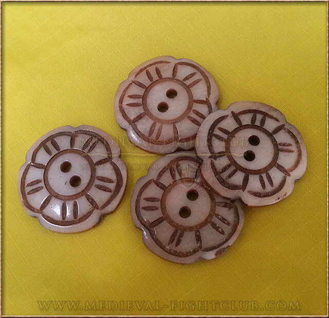 Cinquefoil hand made horn button
