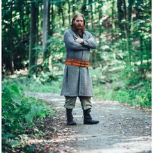 Man standing in kaftan